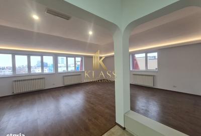 Apartament cu 4 camere în Central