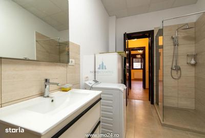 Apartament cu 5 camere decomandat în Moșilor - 1