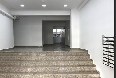Garsonieră decomandată în Roșu - 2