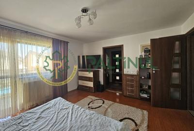 Casă individuală cu 5 camere cu Canalizare în Calea Poplăcii - 11