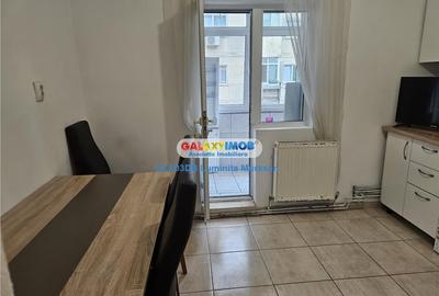Apartament cu 3 camere decomandat în Micro 12 - 5