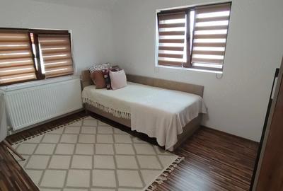 Casă cu 4 camere cu Teren 474 Mp în Exterior Vest