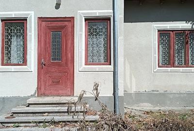 Casă cu 4 camere cu Teren 1237 Mp în Sibiciu de Sus