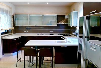 Casă individuală cu 15 camere cu Teren 1900 Mp în Central - 6