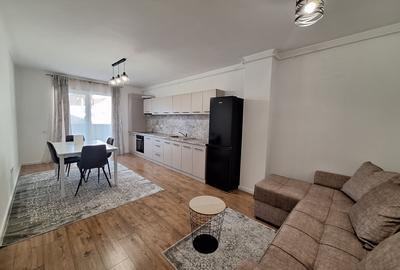 Apartament cu 2 camere semidecomandat, mobilat în Florești