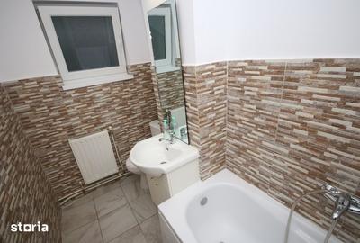 Apartament cu 2 camere decomandat în Tache - 1