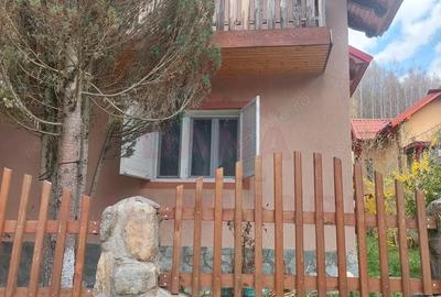 Casă cu 5 camere cu Teren 1100 Mp în Poiana - 20
