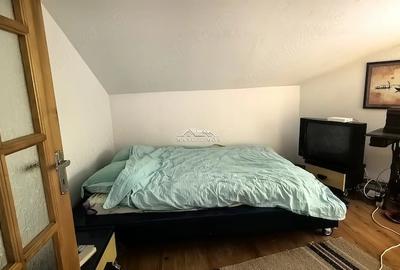 Casă cu Teren 4600 Mp în Central