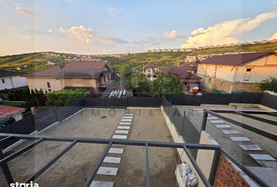 Casă cu 5 camere cu Teren 300 Mp în Apahida