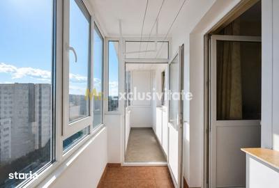 Apartament cu 3 camere în Calea București