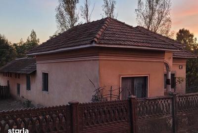 Casă cu 4 camere semidecomandat cu Teren 139 Mp în Vădăstrița - 4