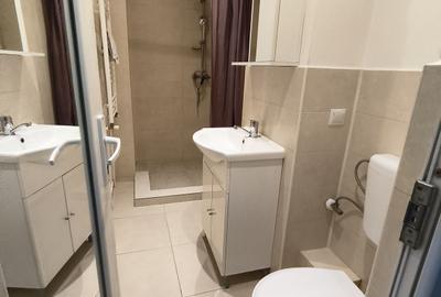 Garsonieră decomandată în Central - 1