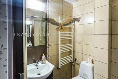 Apartament cu 3 camere decomandat, mobilat în Central - 1