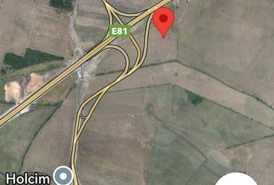 Teren de 16500 mp, în Central - 3