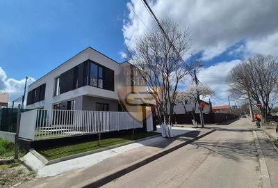 Duplex cu 5 camere cu Canalizare în Palazu Mare - 3