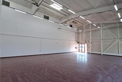 Spațiu comercial, de 210 mp, în Central