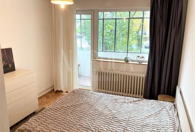 Apartament cu 3 camere semidecomandat în Grigorescu