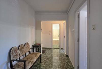 Apartament cu 2 camere decomandat, mobilat în Drumul Taberei