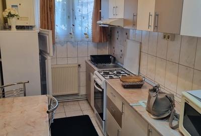 Apartament cu 2 camere semidecomandat în Drumul Carului