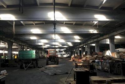 Spațiu industrial, de 6,700 mp, în Central - 3