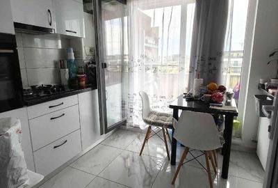 Apartament cu 2 camere semidecomandat în Titan