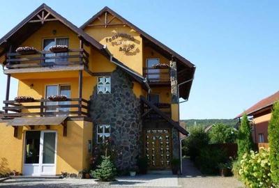 Hotel/Pensiune, de 300 mp, în Corunca
