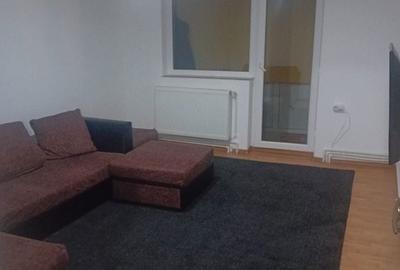 Apartament cu 3 camere decomandat în Central - 3