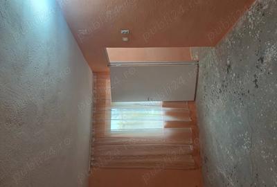 Casă cu 2 camere cu Teren 300 Mp în Nazarcea