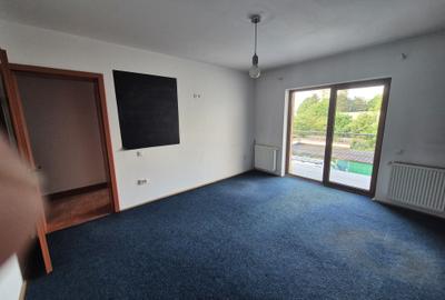 Apartament cu 3 camere decomandat în Central - 5