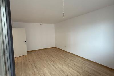 Apartament cu 2 camere în Tractorul