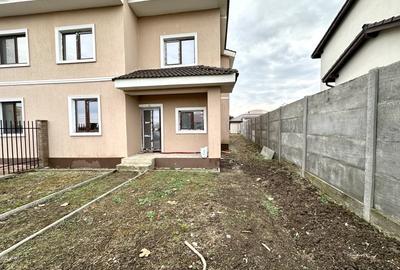 Duplex cu 5 camere cu Canalizare în Dumbrăvița - 1