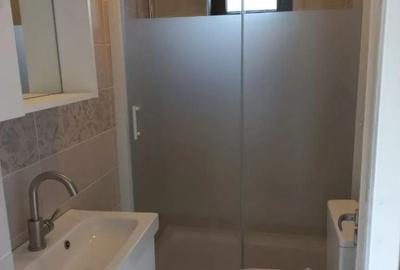 Casă cu 3 camere cu Teren 35 Mp în Dămăroaia