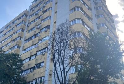 Apartament cu 4 camere decomandat în Colentina - 4