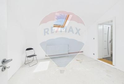 Casă individuală cu 11 camere cu Teren 5134 Mp în Gruiu - 21