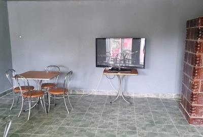 Casă cu 4 camere cu Teren 800 Mp în Sârbova - 9