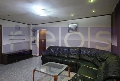 Apartament cu 4 camere decomandat în Vitan