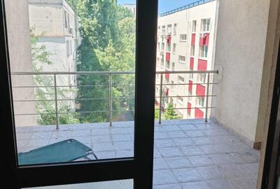 Garsonieră în Apărătorii Patriei - 8