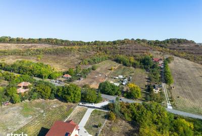 Casă cu 1 camere cu Teren 11400 Mp în Apahida