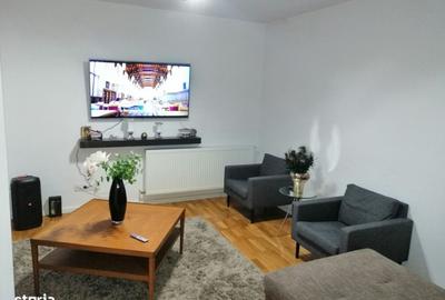 Casă cu 4 camere în Prundu