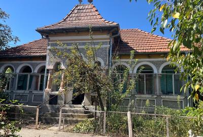 Casă cu 2 camere în Lungești