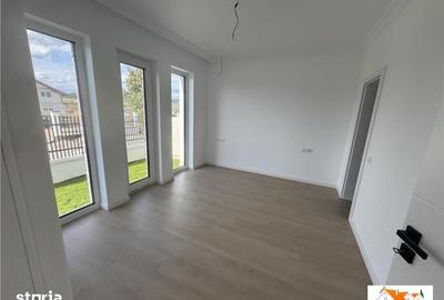 Casă cu 4 camere decomandat cu Teren 387 Mp în Central