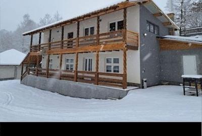 Casă cu 4 camere în Ciobotani - 2