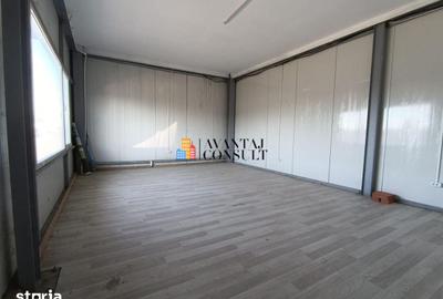 Spațiu comercial, de 560 mp, în Central - 13