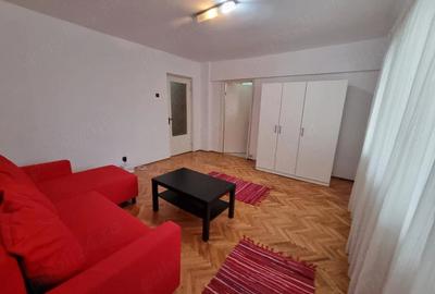 Casă cu 4 camere în 9 Mai