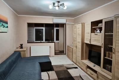 Apartament cu 2 camere, mobilat în Tomis III