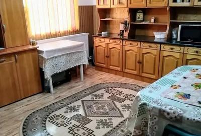 Casă cu 5 camere cu Teren 2099 Mp în Păru Rotund - 9