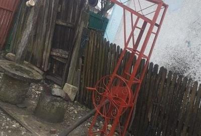 Casă cu 3 camere cu Teren 1550 Mp în Central