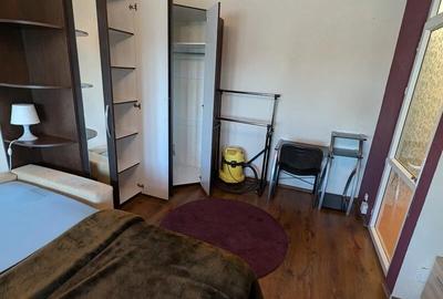 Garsonieră decomandată în Muncii