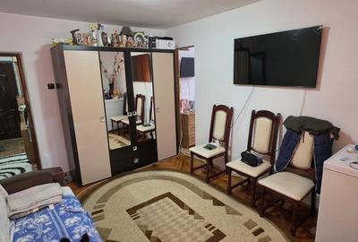 Apartament cu 2 camere, mobilat în 23 August