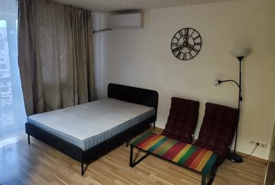 Garsonieră decomandată în Vitan
